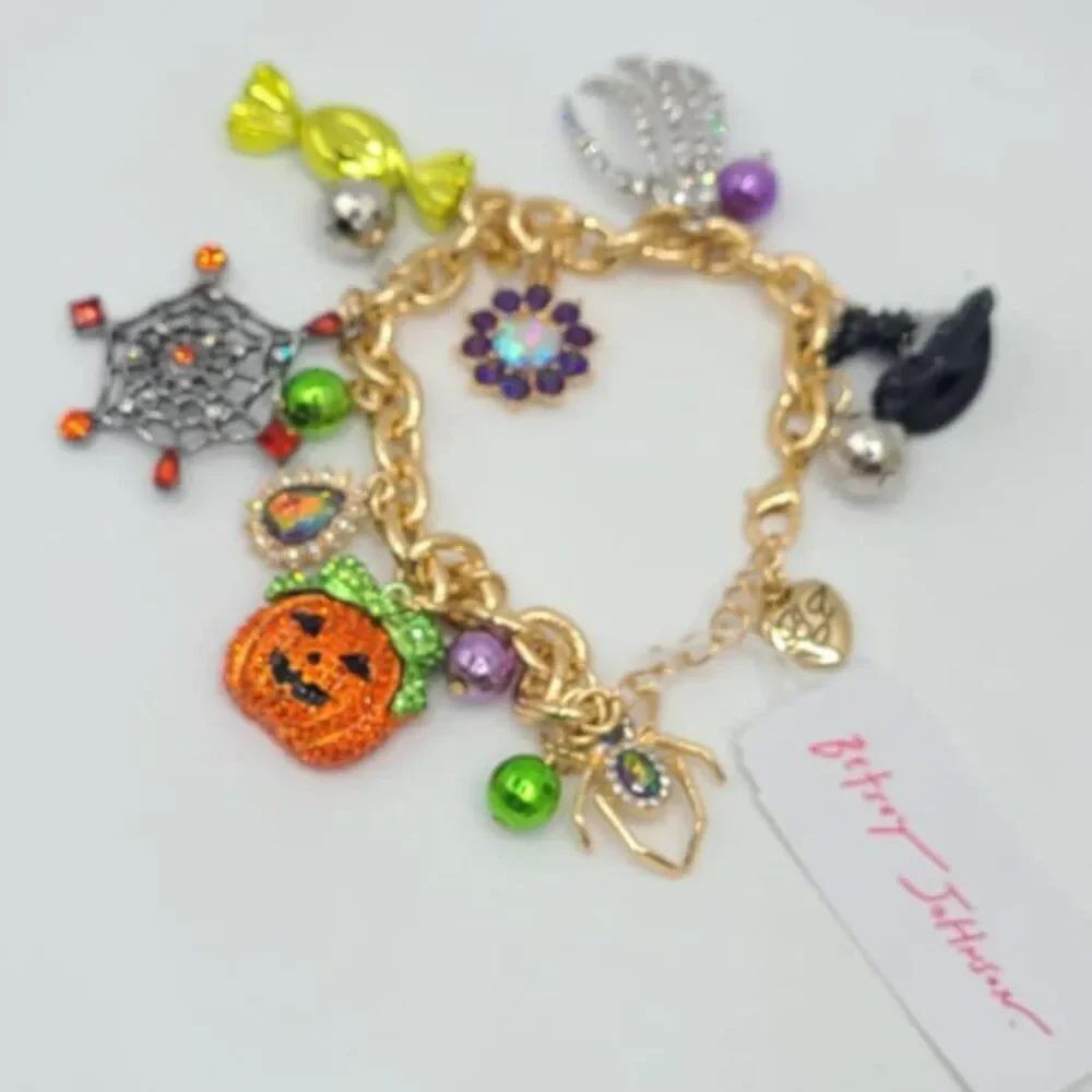 Betsey Johnson Halloween Charm Bracelet Gold Link Bracelet NWT! NEW!  Halloween